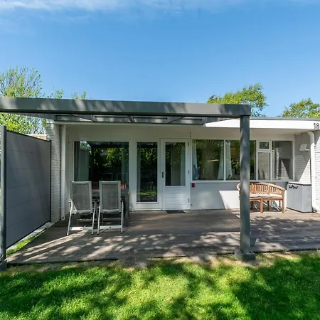 Cozy With Garden Holiday home