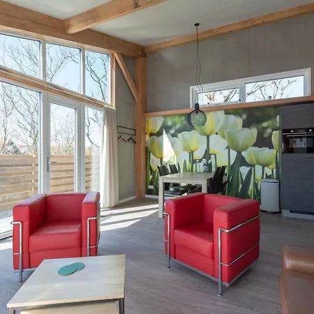 Holiday home Garnekuul 18 With Veranda Callantsoog